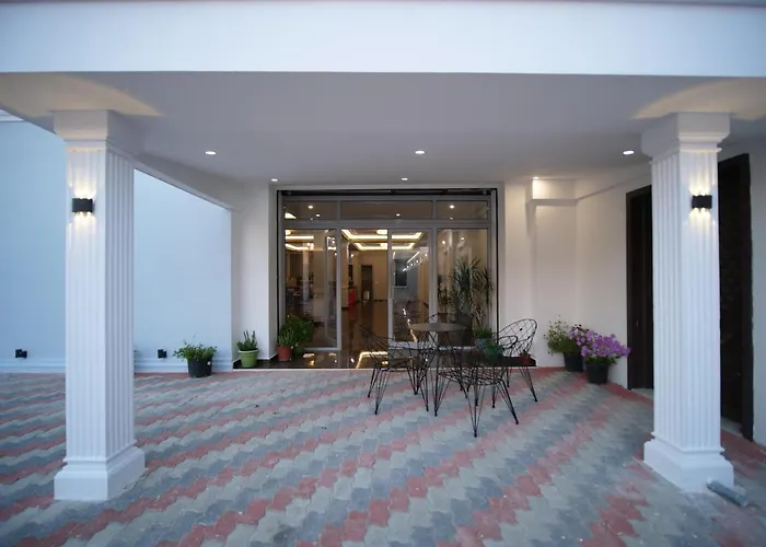 Hanna & Solei Hotel
